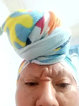 perrit17 online show from February 19, 2026, 7:27 am