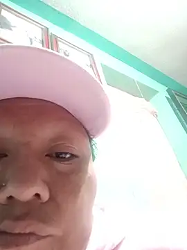 perrit17 online show from March 22, 2026, 5:32 am