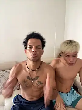 MaxyRyan online show from April 1, 2026, 2:47 pm