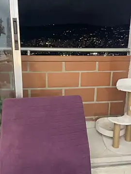 Im Anto online show from April 22, 2026, 11:33 pm