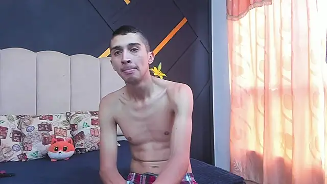 MiaANDrony online show from February 25, 2026, 1:00 pm