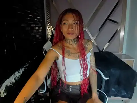 knelaTentationRs online show from February 4, 2026, 8:15 pm