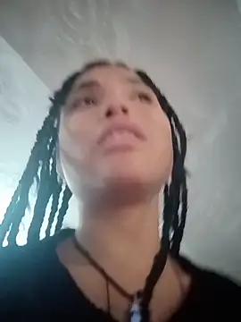 Snapshot of Maggyx chatting on February 25, 2026, 1:22 pm Maggyx online show from February 25, 2026, 1:22 pm