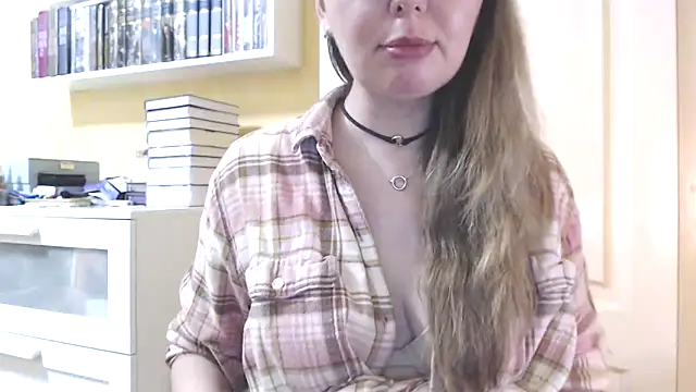 Snapshot of Tasiya chatting on February 22, 2026, 7:48 pm Tasiya online show from February 22, 2026, 7:48 pm