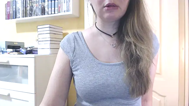 Snapshot of Tasiya chatting on February 27, 2026, 3:12 pm Tasiya online show from February 27, 2026, 3:12 pm