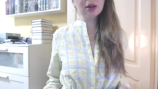 Tasiya online show from March 13, 2026, 2:33 pm