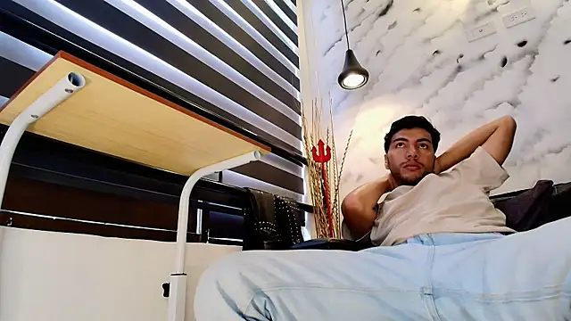 Max Hornye online show from February 21, 2026, 7:16 pm