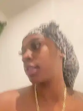 prettybrown9 online show from February 4, 2026, 1:55 am