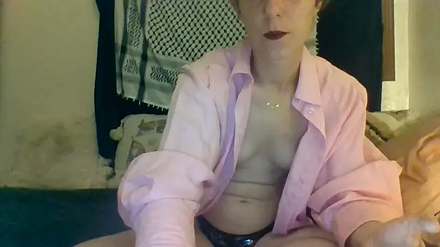 Snapshot of Nikita_05 chatting on April 10, 2026, 11:01 pm Nikita 05 online show from April 10, 2026, 11:01 pm