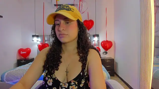 NoaMalak7 online show from February 15, 2026, 7:46 pm