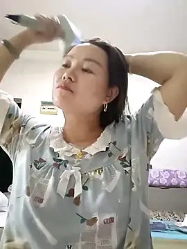 Jennie dogy online show from April 10, 2026, 1:18 pm