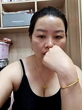 Jennie dogy online show from June 7, 2026, 2:17 am