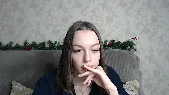 Snapshot of CandyGyrl chatting on February 10, 2026, 8:24 am CandyGyrl online show from February 10, 2026, 8:24 am