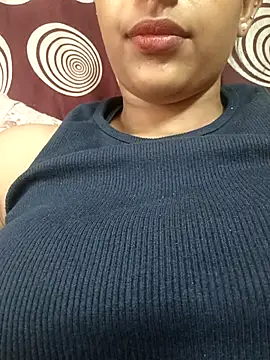 komalsharma99 online show from April 30, 2026, 8:54 am