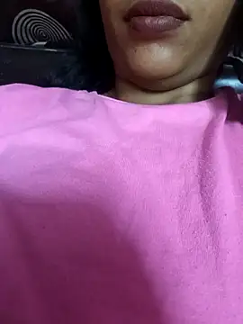 komalsharma99 online show from May 25, 2026, 6:50 pm