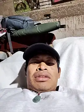 Snapshot of Ttony502 chatting on March 27, 2026, 3:04 am Ttony502 online show from March 27, 2026, 3:04 am