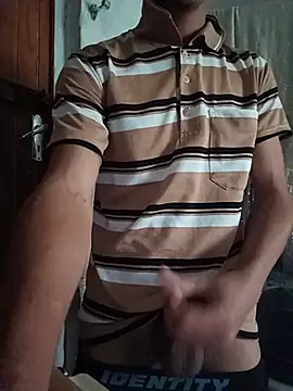 Snapshot of Bigdickpapiisa chatting on June 11, 2026, 8:44 am Bigdickpapiisa online show from June 11, 2026, 8:44 am