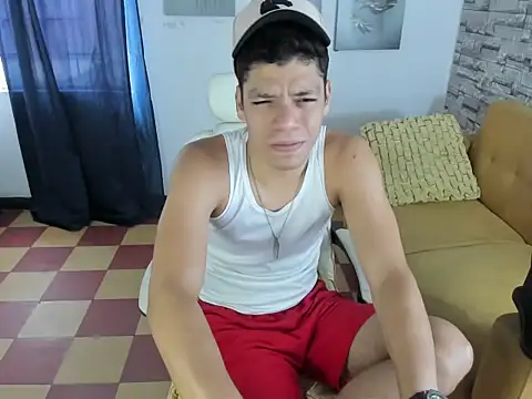 Andres sant  online show from March 22, 2026, 9:49 pm