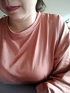 LiilyZi online show from March 16, 2026, 7:01 am