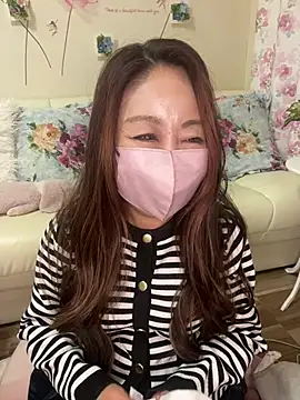 Snapshot of Nokaze-LOVE chatting on February 16, 2026, 8:13 am Nokaze-LOVE online show from February 16, 2026, 8:13 am