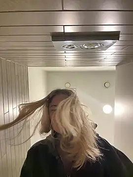 blonde exe online show from March 9, 2026, 1:36 pm