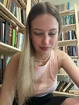 Snapshot of blonde_exe chatting on June 4, 2026, 4:11 pm blonde exe online show from June 4, 2026, 4:11 pm