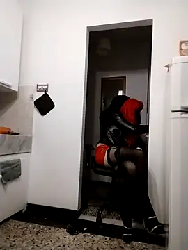 LASCHIAVA6TV72 online show from March 30, 2026, 9:05 pm