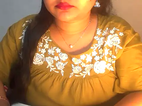 Snapshot of Saniya_K2 chatting on February 9, 2026, 5:00 pm Saniya K2 online show from February 9, 2026, 5:00 pm