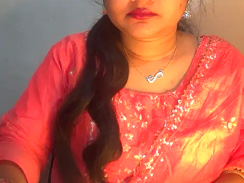 Snapshot of Saniya_K2 chatting on February 8, 2026, 4:05 pm Saniya K2 online show from February 8, 2026, 4:05 pm