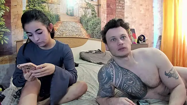  littleangie  online show from April 6, 2026, 2:29 am