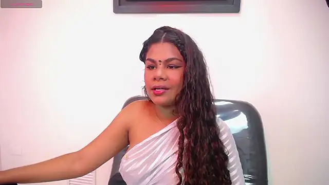 yaazhinii online show from March 16, 2026, 11:47 am