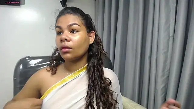 yaazhinii online show from April 15, 2026, 11:49 am