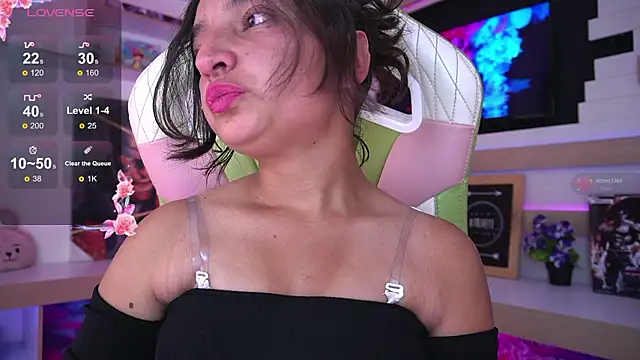 Snapshot of _emily_jonexs chatting on March 3, 2026, 5:53 pm emily jonexs online show from March 3, 2026, 5:53 pm