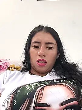 ashleymonroe4 online show from February 14, 2026, 4:40 pm