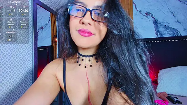 Snapshot of lizza_oss chatting on June 30, 2026, 11:54 am lizza oss online show from June 30, 2026, 11:54 am