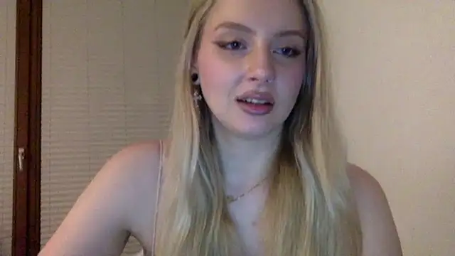 MayaWetDream online show from March 30, 2026, 6:20 pm