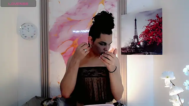 Zonce shimer online show from May 11, 2026, 7:33 pm