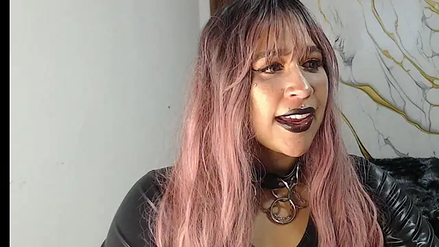 valen ros online show from March 10, 2026, 1:04 pm