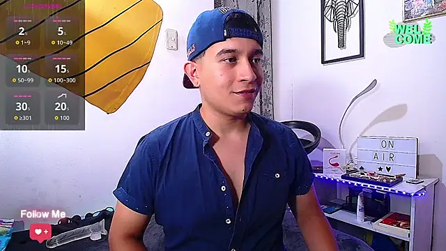 MaxParker21 online show from February 10, 2026, 9:14 pm