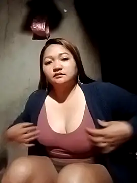 cuunon11 online show from February 8, 2026, 8:39 pm