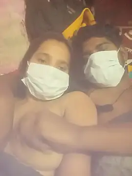 Snapshot of a2mu chatting on February 7, 2026, 6:54 am a2mu online show from February 7, 2026, 6:54 am