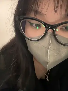 HaleyKin online show from April 14, 2026, 6:24 pm