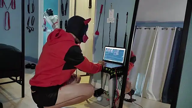 bellaskeykeeper online show from February 14, 2026, 5:29 am