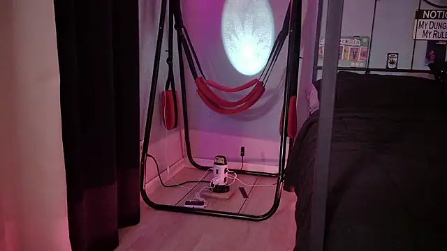 bellaskeykeeper online show from February 25, 2026, 10:04 am