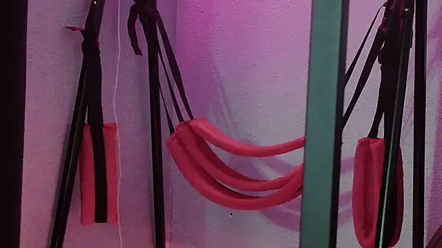 bellaskeykeeper online show from March 7, 2026, 6:31 am