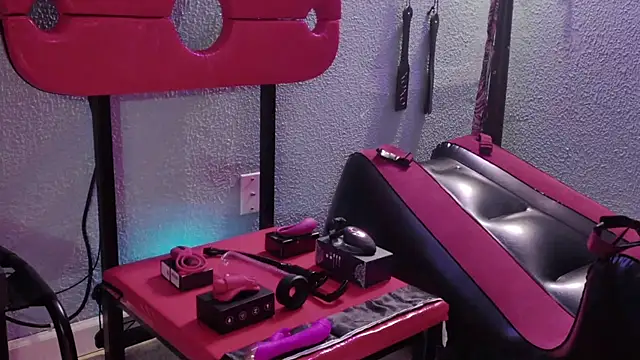 bellaskeykeeper online show from February 22, 2026, 8:49 am