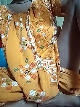 Sweet-runi online show from April 1, 2026, 11:11 am