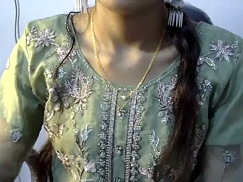 Mehaak  online show from March 12, 2026, 5:28 pm