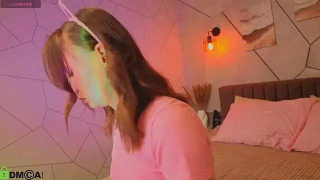  Kiki angel  online show from March 29, 2026, 1:29 am