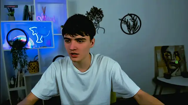 emil lucky online show from February 24, 2026, 12:39 pm